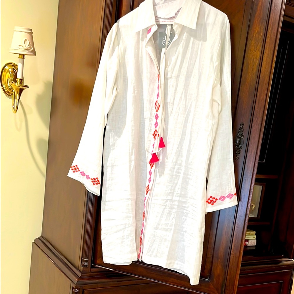 NWT Women’s White Linen Shirt Dress With Red and Pink Embroidery